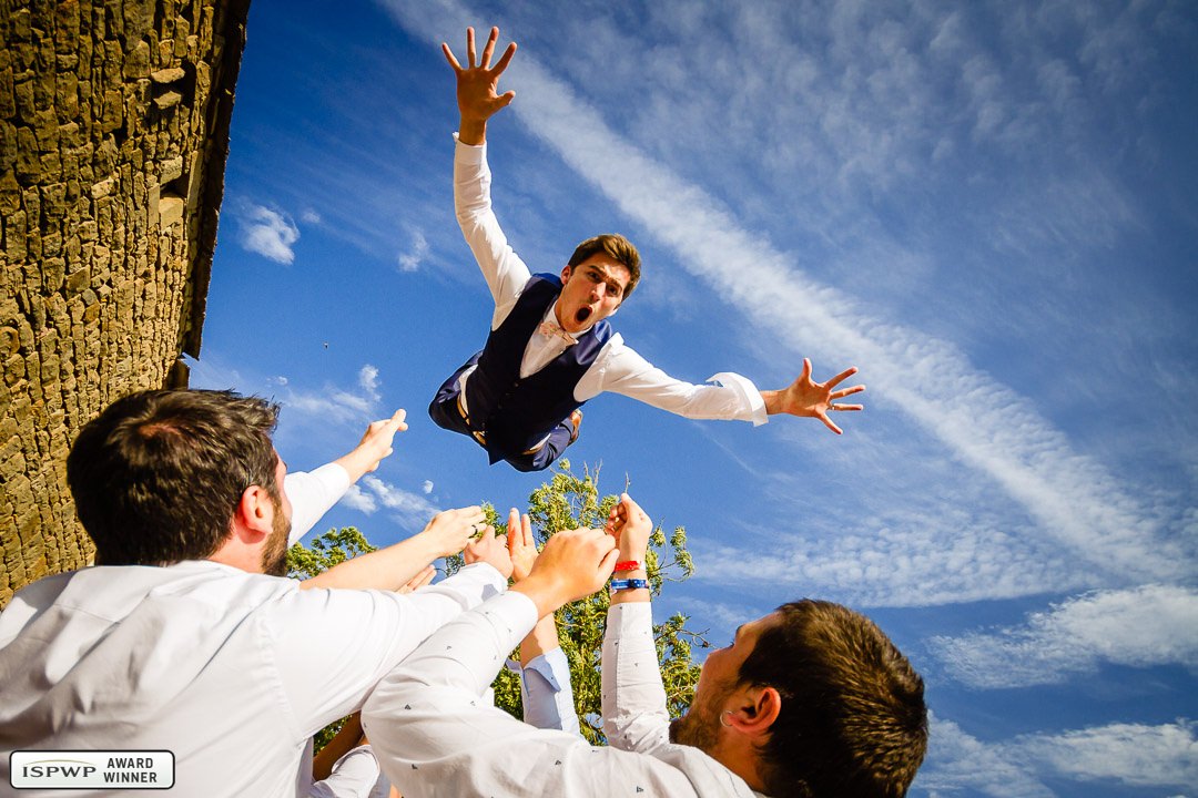 photographe mariage lozere mende saut marié lancé fun